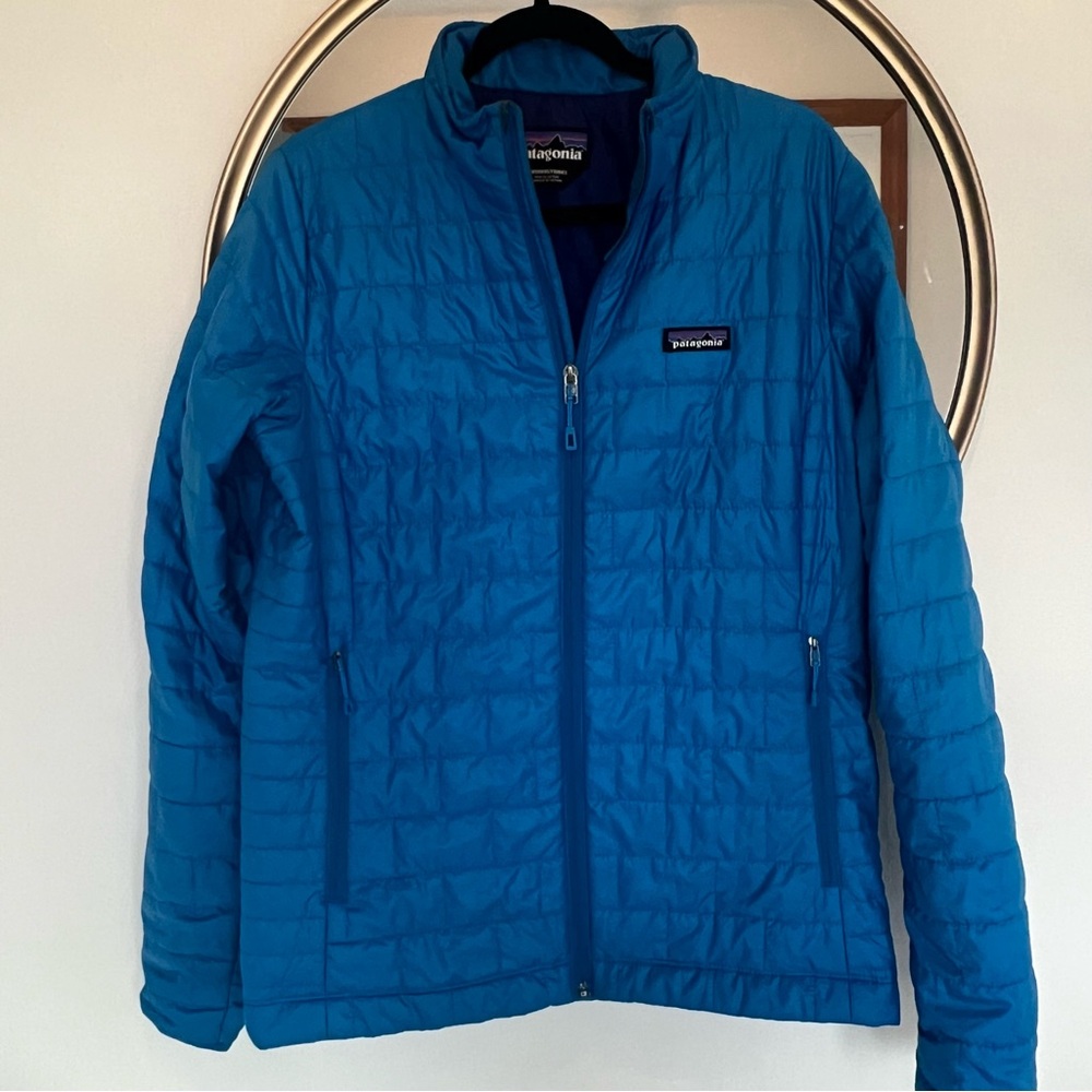 Patagonia women’s nano puff